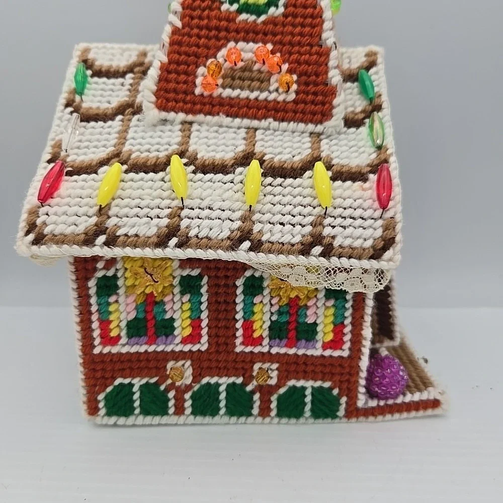 VTG Handmade‎ Plastic Canvas Needlepoint Gingerbread House Church Tan